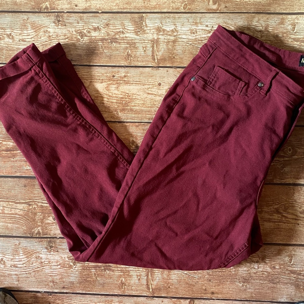 Like an Angel women’s Deep Red skinny jeggings with cuff